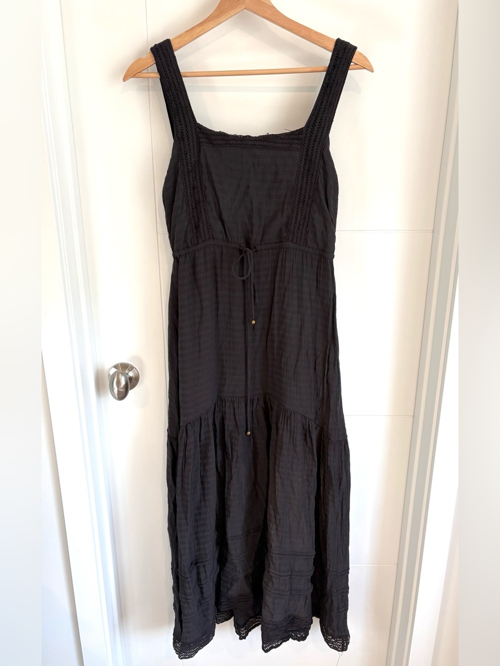 Boho Petal & Pup Black Sleeveless Maxi Dress with Drawstring Waist size 4